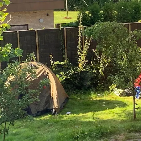 Appartement Lovely Bright Basement With Tea Kitchen Århus